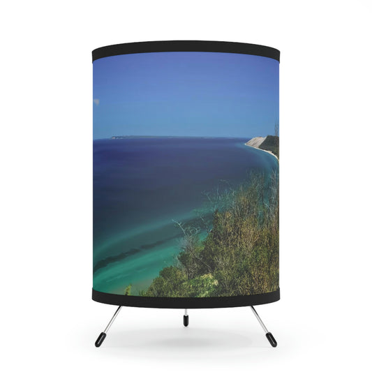 From Bluffs to Bear Tripod Art Lamp