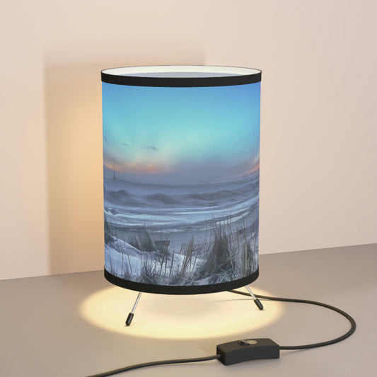 Frankfort Sunset Freeze Tripod Art Lamp