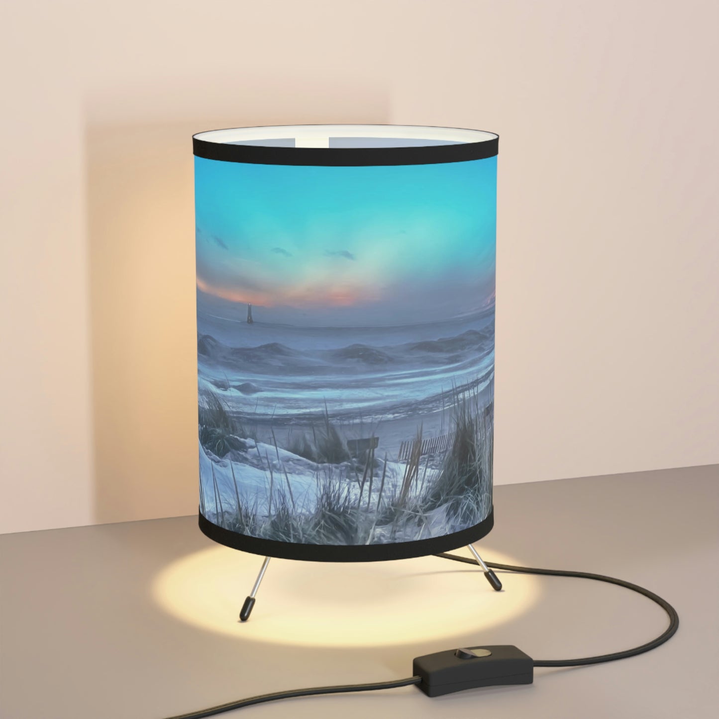 Frankfort Freeze Tripod  Art Lamp