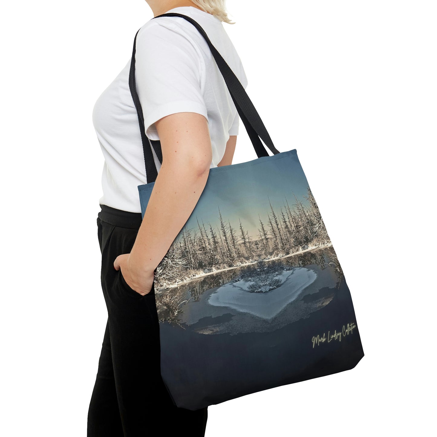 Island of Love Art Tote